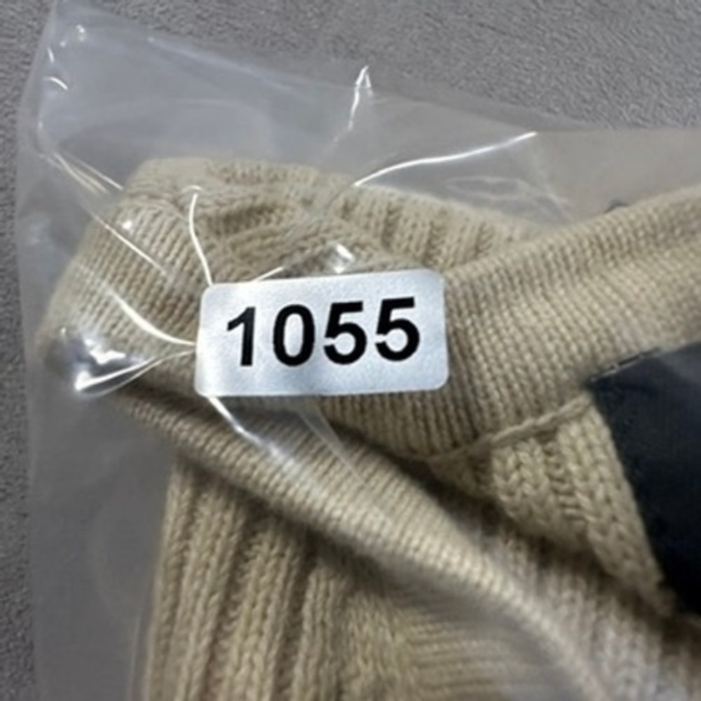 Vintage Banana Republic V-Neck Sweater Mens Ribbed Knit 100% Cotton Large Beige - Picture 7 of 7